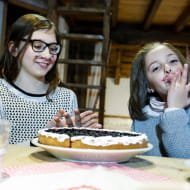 Brimbelle - Dégustation de la tarte aux myrtilles