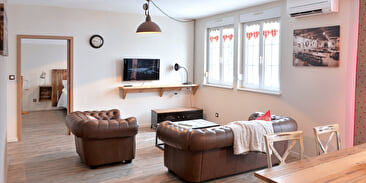 Location de vacances L'Eclos des Vignes / Theim, ville et village (copie)