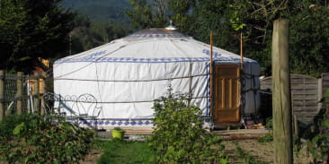 Yourte de la ferme TRAITSANES