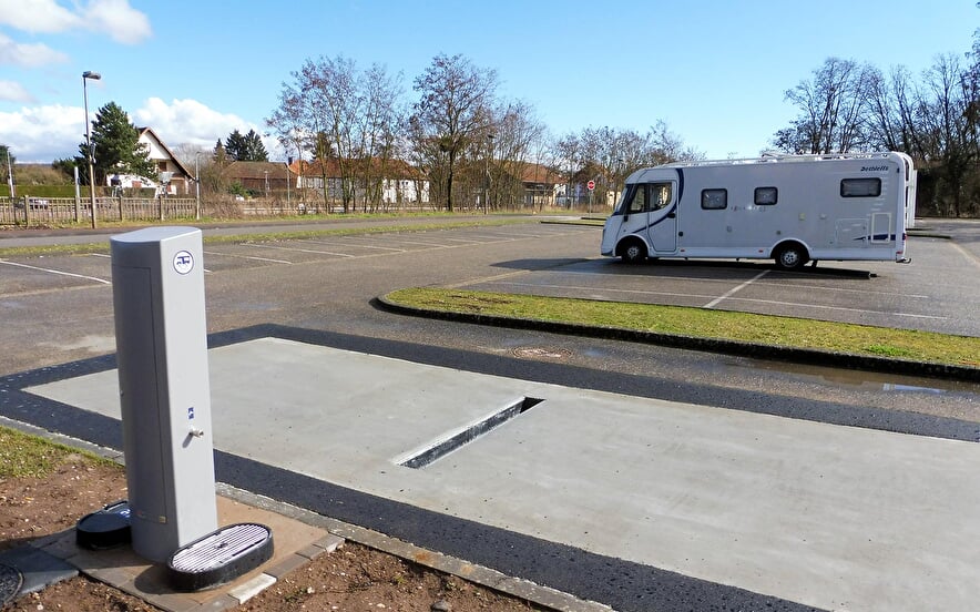 Plaats van dienst voor camping-auto