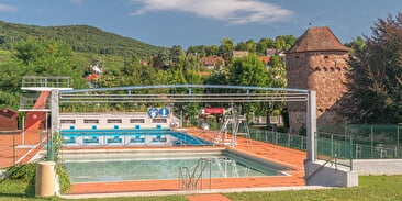 Open air swimming-pool