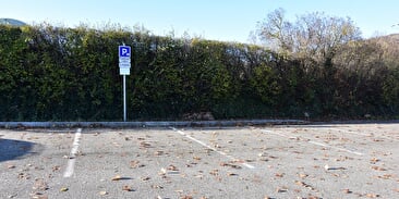 Aire de stationnement pour camping-car Salle des Fêtes
