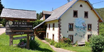 Madame SCHRUTT-TISSERAND Marie-Noelle - Gite à la ferme 1