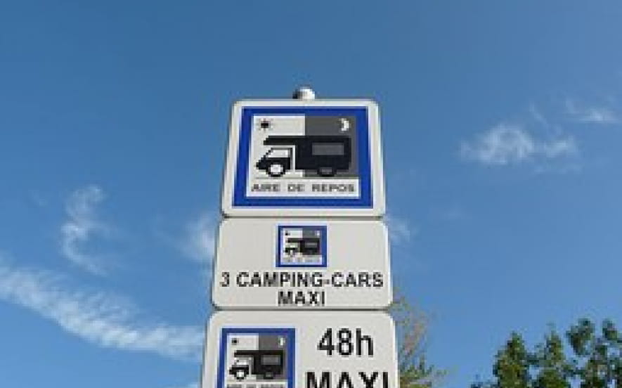 AIRE DE STATIONNEMENT CAMPING-CAR RUPT