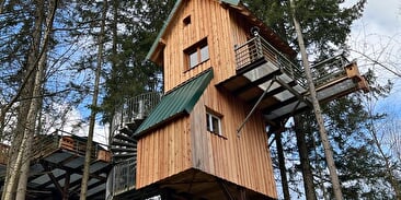 HÉBERGEMENT INSOLITE - LES CABANES DE LA VERRERIE