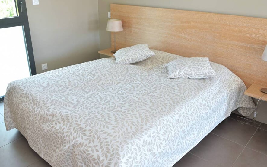 SARL Maison d'hôtes Ste-Hune /Appartement "Katel"