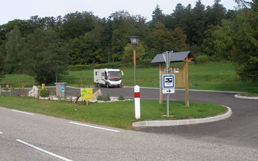 Aire d'accueil de camping-cars