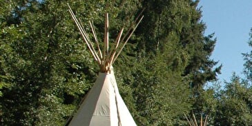 GITE RURAL CAMP AMERINDIEN CROC BLANC