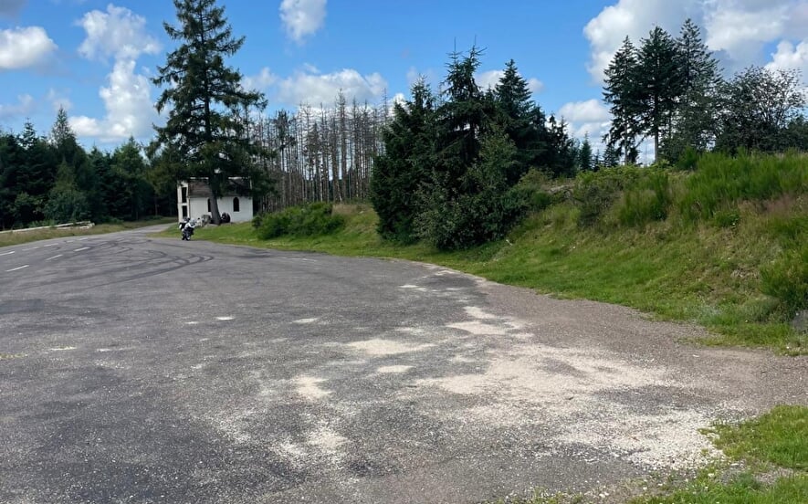 Aire de stationnement pour camping-cars