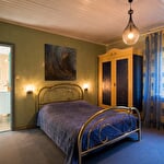 Meublé La Maison Rouge, entre végétal et minéral