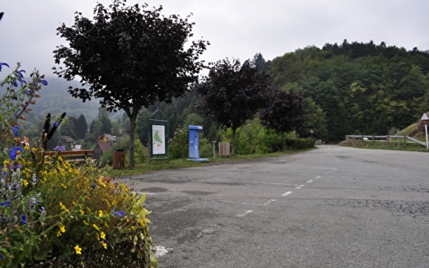 Parking space for caravans at Bourbach-le-Haut