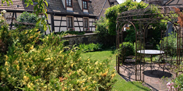 Location saisonnière ECKERT Constant /la demeure d'Anthylla
