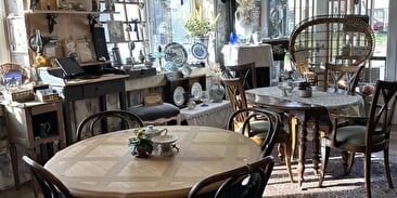 Salon de Thé  - Le Coffre aux Souvenirs
