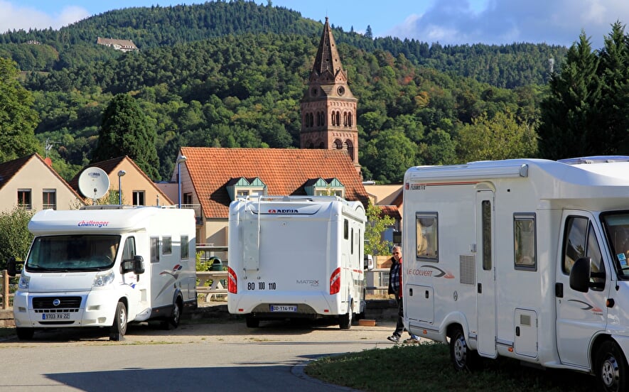 Aire de stationnement pour camping-car
