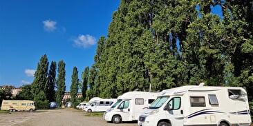 Service en parkeerplaats